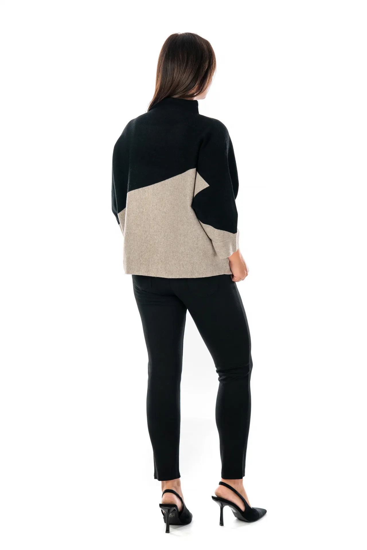 Dámsky svetrík YESSENIA