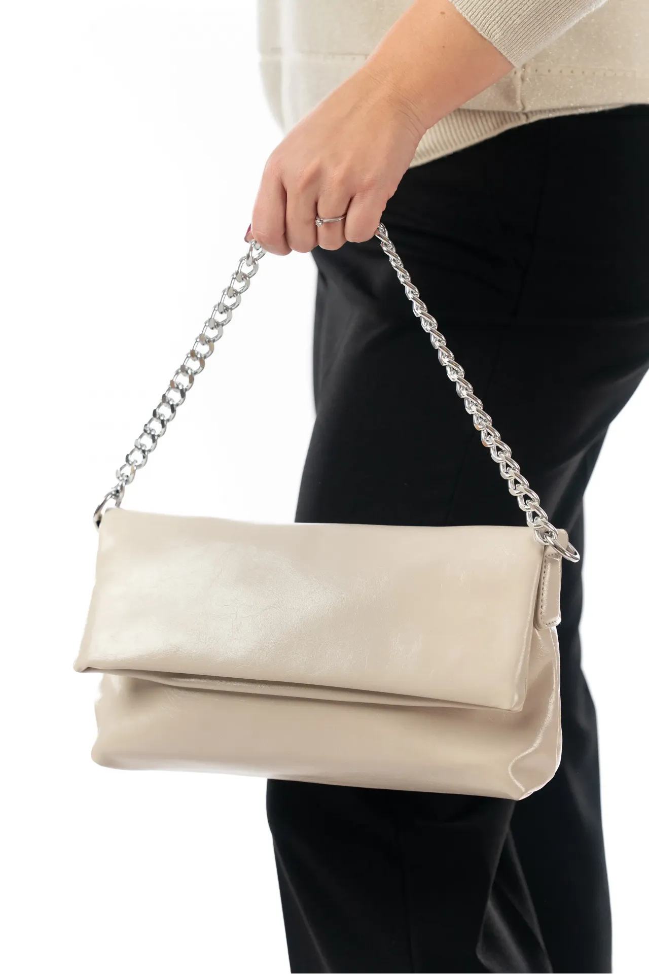 Dámska kabelka BORA