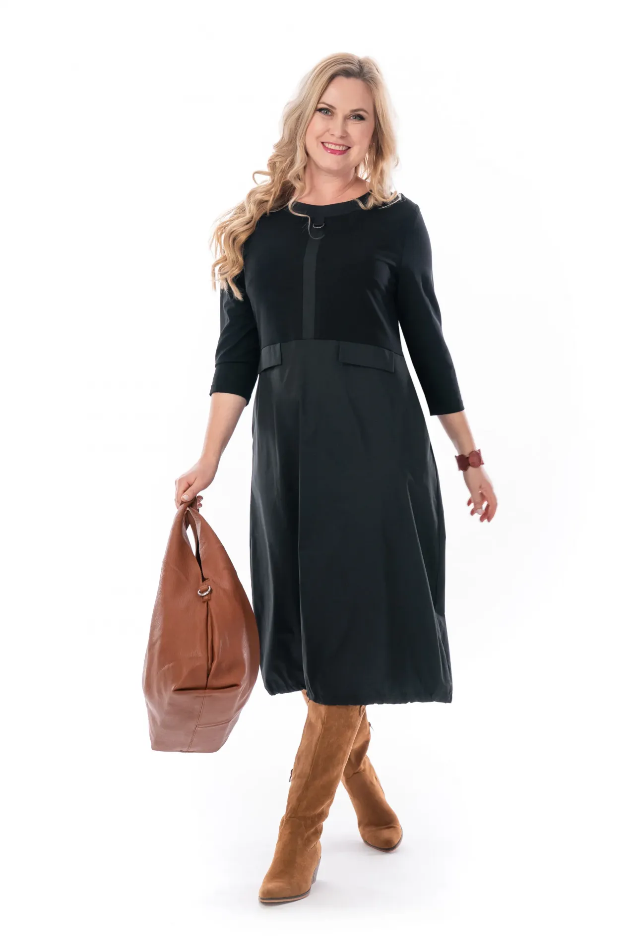 Dámske šaty ELGETA